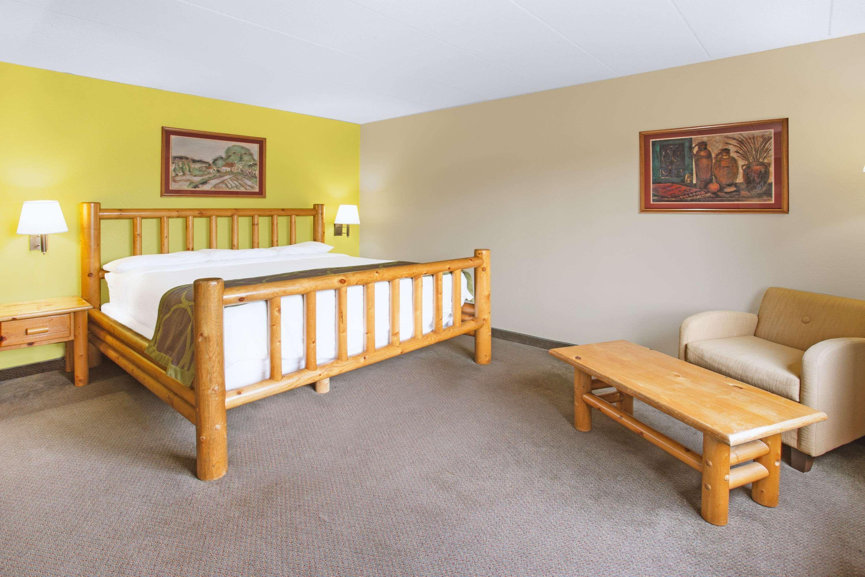 Super 8 By Wyndham