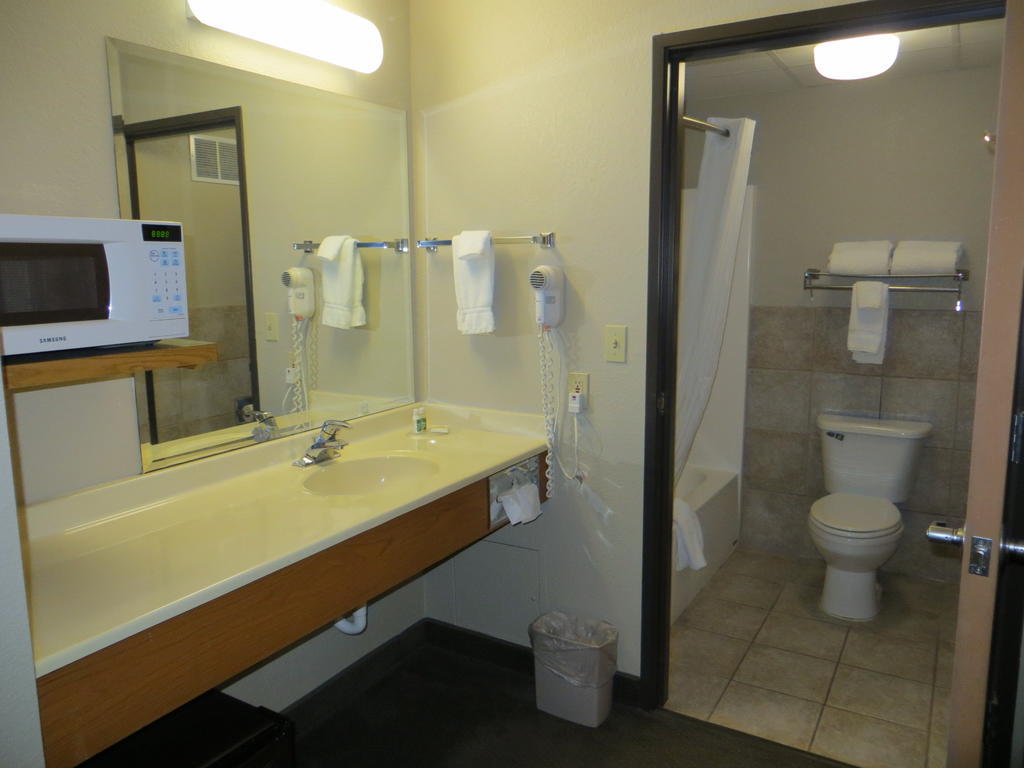 Hotel Super 8 By Wyndham