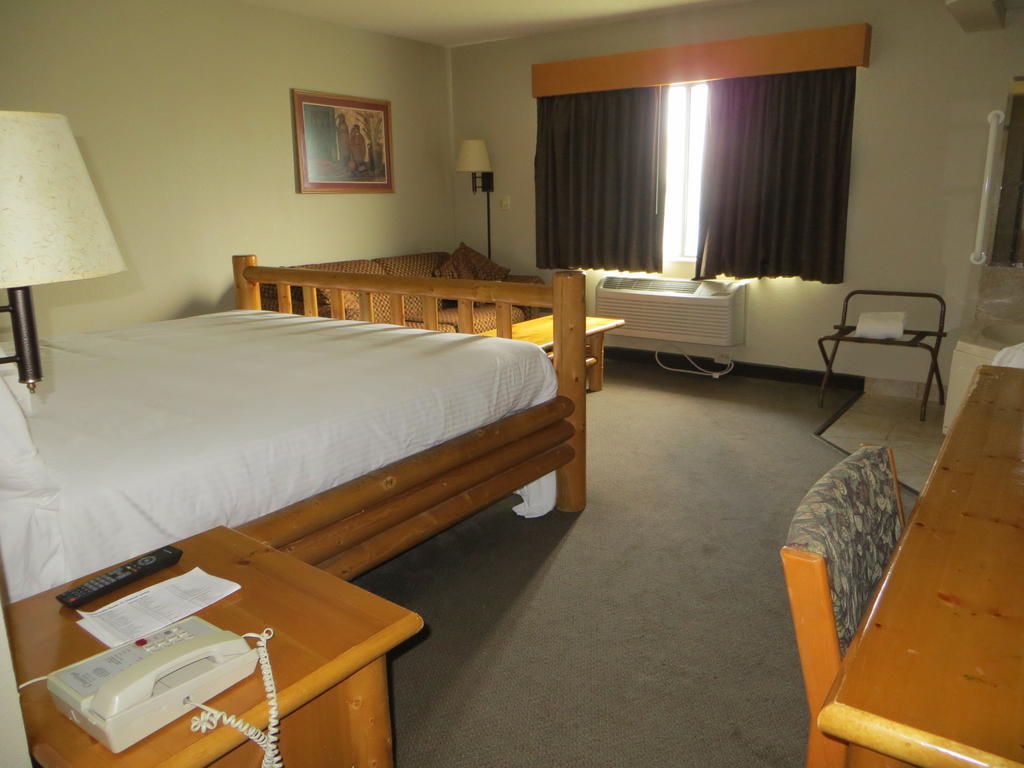 Hotel Super 8 By Wyndham 2*