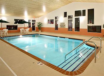 Super 8 By Wyndham Hotel 2*