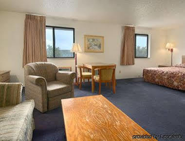 Super 8 By Wyndham